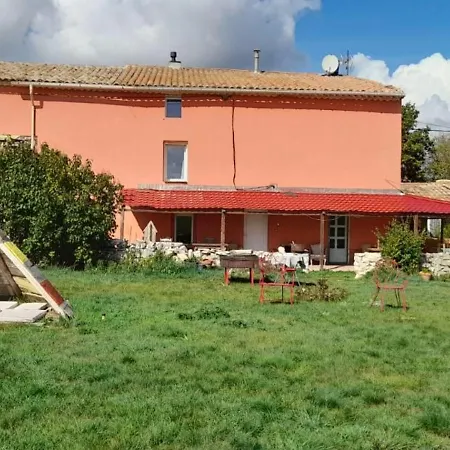 בית כפרי Bergerie Joy, Bienvenue Entre Ciel & Terre Saint-Christol (Vaucluse)